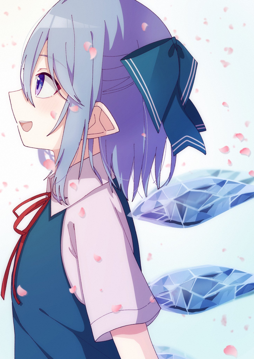 1girl blue_bow blue_dress blue_eyes blue_hair bow cirno collared_shirt commentary_request dress from_side gradient_background hair_bow highres ice ice_wings long_hair looking_ahead neck_ribbon open_mouth petals pinafore_dress pointy_ears red_ribbon ribbon shirt sleeveless sleeveless_dress smile solo teeth touhou upper_body upper_teeth_only white_shirt wings yuzupon_(yuzuponpon)