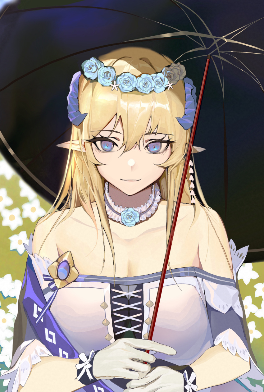 1girl absurdres arknights bangs bare_shoulders blonde_hair blue_eyes choker dress eyebrows_visible_through_hair flower gloves hair_between_eyes head_wreath highres holding holding_umbrella horns ken_(1057168252) long_hair looking_at_viewer off-shoulder_dress off_shoulder official_alternate_costume pointy_ears saileach_(appreciate_fragrance)_(arknights) saileach_(arknights) smile solo umbrella upper_body white_dress white_flower white_gloves