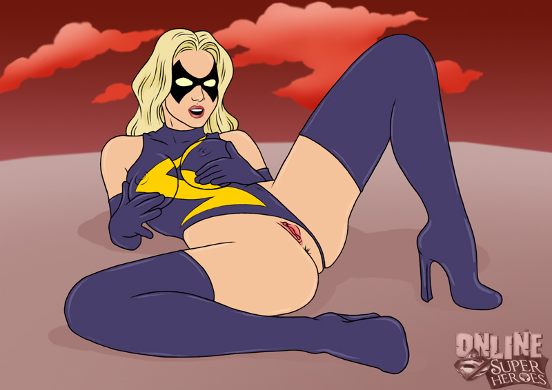 Comicbook Girl 19 Nude