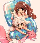  2girls :d bare_arms bare_shoulders bow brown_background brown_eyes brown_hair commentary_request flower grey_hair hair_bow hair_flower hair_ornament kneeling low_twintails magia_record:_mahou_shoujo_madoka_magica_gaiden mahou_shoujo_madoka_magica momoe_nagisa momoe_nagisa_(swimsuit_costume) multiple_girls parted_lips red_eyes rioran satomi_touka satomi_touka_(swimsuit_costume) simple_background small_kyubey smile sunflower sunflower_hair_ornament twintails twitter_username white_bow yellow_flower 