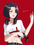  :d artist_name bangs belt black_hair blush bob_cut breasts controller diagonal_bangs game_controller gamepad headset headset_removed komi-san_wa_komyushou_desu medium_breasts midriff nakanaka_omoharu one_eye_covered red_background shirt short_hair simple_background smile t-shirt tinaika white_shirt yellow_eyes 