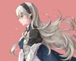  1girl bangs black_hairband cape closed_mouth corrin_(fire_emblem) corrin_(fire_emblem)_(female) eyebrows_visible_through_hair fire_emblem fire_emblem_fates floating_hair from_side grey_cape grey_hair hair_between_eyes hairband long_hair pink_background red_eyes robaco solo twitter_username upper_body very_long_hair 