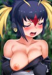  1girl bangs bare_shoulders black_hair blonde_hair blurry blurry_background blush breasts cleavage closed_eyes collarbone commentary embarrassed eyebrows_visible_through_hair hair_between_eyes headphones highres kemono_friends large_breasts masuyama_ryou nipples off_shoulder open_mouth red_hair rockhopper_penguin_(kemono_friends) short_hair solo undressing upper_body 