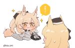  +_+ 2girls animal_ears arknights armor aunt_and_niece black_bow black_gloves black_headwear blemishine_(arknights) blonde_hair blush bow box chibi cropped_torso extra_ears fur-trimmed_armor gloves hair_bow hat holding holding_box horse_ears horse_girl horse_tail jewelry_box kyou_039 long_hair looking_at_another multiple_girls ponytail simple_background smile sparkle speech_bubble sweatdrop tail translated twitter_username upper_body whislash_(arknights) white_background yellow_eyes 