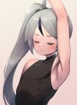  1boy ahoge arm_up armpits black_shirt highres library_of_ruina long_hair male_focus moribe_denkou multicolored_hair project_moon shirt side_ponytail sleeveless sleeveless_shirt solo streaked_hair very_long_hair white_hair yan_vismok 