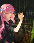  1girl against_fence bccommi black_shirt blue_eyes bocchi_the_rock! chromatic_aberration commentary cube_hair_ornament fence gotoh_hitori hair_ornament highres long_hair looking_at_viewer one_side_up photo_background pink_hair shadow shirt short_sleeves sidelocks solo 