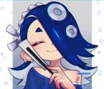  1girl artist_name bare_shoulders blue_background blue_hair blue_shawl breasts chest_sarashi chromatic_aberration closed_eyes closed_mouth collarbone earrings facing_viewer fang fang_out fingernails gradient_background grey_background hair_over_one_eye hairband hand_fan holding holding_fan jewelry long_hair multiple_earrings octoling one_eye_covered pillarboxed ribonhaato sarashi see-through_clothes see-through_shawl seigaiha sharp_fingernails shawl shiver_(deep_cut_outfit)_(splatoon) shiver_(splatoon) skin_fang smile solo splatoon_(series) splatoon_3 tentacle_hair tooth_earrings two-tone_background upper_body white_hairband 