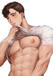  1boy abs bara blush brown_eyes brown_hair clothes_lift highres large_pectorals lifted_by_self male_focus muscular muscular_male navel nipples original parted_lips pectorals saen shirt shirt_lift short_hair simple_background solo sweat upper_body white_background white_shirt 