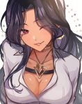  1girl black_hair breasts cleavage collared_shirt earrings gold_choker gold_earrings gold_necklace highres jewelry long_hair looking_at_viewer necklace nijisanji nijisanji_en one_eye_closed red_eyes scarle_yonaguni shirt signature simple_background smile solo szainx virtual_youtuber white_background white_shirt 
