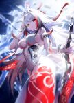  1girl absurdres animal_ears black_hair breasts commentary dress fox_ears fox_girl fox_tail haerang highres large_breasts leg_tattoo long_hair looking_at_viewer multicolored_hair planted planted_sword red_eyes smile solo sword tail tattoo thighs two-tone_hair very_long_hair weapon white_dress white_hair ye_shunguang ye_shunguang_(enlightened_state) zenless_zone_zero 