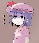  ... 1girl bangs blush brown_background closed_mouth collared_shirt cookie_(touhou) expressionless flat_chest hair_between_eyes hat hat_ribbon hisaka_(cookie) looking_at_viewer madore mob_cap pink_headwear pink_shirt purple_eyes purple_hair red_ribbon remilia_scarlet ribbon shirt short_hair simple_background solo touhou upper_body 