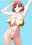  1girl arm_up armpits bikini blue_background breasts clenched_teeth collarbone gold_bikini hand_up highres large_breasts looking_at_viewer mochi_(mochi444420) navel original purple_eyes red_hair short_hair simple_background smile solo standing swimsuit teeth twitter_username 