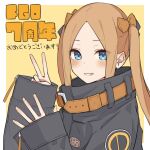  1girl abigail_williams_(fate) abigail_williams_(traveling_outfit)_(fate) bangs black_bow black_jacket blonde_hair blue_eyes blush bow breasts fate/grand_order fate_(series) forehead grin hair_bow high_collar highres jacket kopaka_(karda_nui) long_hair long_sleeves looking_at_viewer multiple_bows orange_belt orange_bow parted_bangs polka_dot polka_dot_bow small_breasts smile solo translation_request 