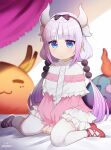  1girl absurdres artist_name bangs beads between_legs black_bow blue_eyes blunt_bangs bow dragon_girl dragon_horns dress expressionless full_body hair_beads hair_ornament hairband hand_between_legs highres horns kanna_kamui kobayashi-san_chi_no_maidragon light_purple_hair long_hair looking_at_viewer low_twintails pink_dress red_footwear sakotach shoes signature sitting slit_pupils solo tail thighhighs thighs twintails white_thighhighs 