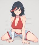  1girl black_hair breasts cleavage clenched_teeth full_body grey_shorts highres kill_la_kill large_breasts litsilium matoi_ryuuko medium_hair midriff multicolored_hair navel red_hair shorts solo sports_bra streaked_hair teeth two-tone_hair v-shaped_eyebrows 