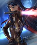  1girl aona_(anagasaki) backlighting bangs black_bodysuit black_eyes black_gloves black_hair bodysuit breasts fate/grand_order fate_(series) gloves glowing glowing_sword glowing_weapon hand_on_hip holding holding_sword holding_weapon horns ishtar_(fate) long_hair looking_at_viewer multicolored_hair parted_bangs red_hair sheath sheathed small_breasts solo space_ishtar_(fate) sword twitter_username two-tone_hair two_side_up upper_body very_long_hair weapon 