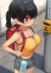  1girl backpack bag between_breasts black_hair breasts camisole cleavage commentary_request eyes_visible_through_hair grey_shorts highres kaedeko_(kaedelic) large_breasts midriff navel oppai_loli original outdoors randoseru red_eyes sasaki_kanna_(kaedeko) short_hair shorts signature solo standing strap_between_breasts thighs twintails yellow_camisole 