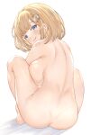  absurdres ass back bangs blonde_hair blue_eyes blush breast_press breasts closed_mouth commentary completely_nude from_behind hair_ornament highres hololive hololive_english honkivampy knees_up large_breasts lips looking_at_viewer looking_back median_furrow monocle_hair_ornament nude short_hair shoulder_blades sideboob sidelocks simple_background smile symbol-only_commentary thighs virtual_youtuber watson_amelia white_background 