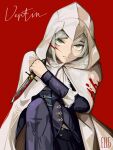  1girl absurdres black_coat black_pants blood blood_on_clothes blood_on_face blood_on_weapon cape character_name closed_mouth coat dagger ellt; freckles grey_eyes grey_hair hand_up highres holding holding_dagger holding_knife holding_weapon hood hood_up hooded_cape knife looking_at_viewer pants red_background reverse:1999 short_hair smile solo upper_body vertin_(reverse:1999) weapon white_cape 