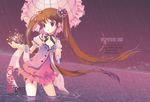  brown_hair long_hair mintchoco_(orange_shabette) original parasol purple_eyes rain solo twintails umbrella 