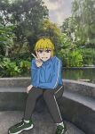  1girl ahoge black_pants blonde_hair blue_jacket garden green_shoes highres jacket long_sleeves looking_at_viewer multicolored_hair original pants photo_background purple_eyes purple_hair shiraki_ken shoes sitting smile solo sportswear v 