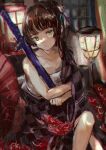  1girl black_hair black_kimono chest_sarashi commentary_request flower green_eyes hair_tie heaven_burns_red highres holding holding_sword holding_weapon japanese_clothes kimono lamppost long_hair natsume_inori no53_(pixiv_77486930) sarashi sitting spider_lily sword unsheathed weapon 