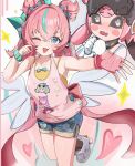  3jgjoso6gk40909 aqua_streaks aria_(human)_(cuteness_loading)_(zenless_zone_zero) aria_(human)_(zenless_zone_zero) aria_(robot)_(zenless_zone_zero) aria_(zenless_zone_zero) black_sclera blue_eyes blush collarbone colored_sclera commentary_request cowboy_shot dual_persona embarrassed fingerless_gloves gloves green_eyes highres humanoid_robot looking_at_viewer multicolored_hair nangong_yu one_eye_closed open_mouth outstretched_arm pink_gloves pink_hair pink_shirt robot robot_girl shirt short_shorts shorts single_fingerless_glove smile streaked_hair sunna_(zenless_zone_zero) zenless_zone_zero 