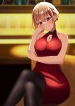  1girl absurdres bangs bar bare_shoulders beads black_collar black_pantyhose blonde_hair blurry blurry_background breasts cleavage collar couch crossed_legs dress grin hair_beads hair_ornament hand_to_own_face head_rest highres indoors jewelry large_breasts lycoris_recoil nekoya_mitu nishikigi_chisato pantyhose parted_lips pendant red_dress red_eyes short_hair sitting smile solo 