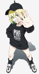  1girl amano_pikamee arm_behind_back black_sweater blonde_hair colored_inner_hair francisco_mon full_body green_eyes green_hair grin hat highres multicolored_hair shadow sharp_teeth shoes smile sneakers solo sweater teeth two-tone_hair virtual_youtuber voms 