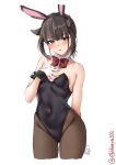  1girl alternate_costume animal_ears bare_shoulders black_leotard black_pantyhose bow bowtie breasts brown_eyes brown_hair chestnut_mouth cowboy_shot detached_collar ebifurya fake_animal_ears gloves hair_horns hand_on_own_chest hatsuzuki_(kancolle) highres kantai_collection leotard looking_at_viewer pantyhose playboy_bunny red_bow red_bowtie simple_background small_breasts solo twitter_username white_background white_gloves wrist_cuffs 