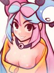  aqua_hair areola_slip artist_name blush bow-shaped_hair breasts character_hair_ornament detached_collar downblouse exhibitionism hair_ornament highres iono_(pokemon) jacket looking_at_viewer magnemite medium_breasts multicolored_hair nipple_slip nipples oversized_clothes pink_hair pokemon pokemon_(game) pokemon_sv public_indecency red_eyes sharp_teeth teeth tsuvida twitter_username two-tone_hair upper_body white_background yellow_jacket 