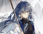  1girl black_shirt blue_eyes blue_hair fu_hua grey_hair hair_between_eyes haruka_(rsyaooooo) highres holding holding_umbrella honkai_(series) honkai_impact_3rd jacket light_smile long_hair long_sleeves looking_at_viewer official_alternate_costume oil-paper_umbrella open_clothes shirt solo umbrella white_jacket 