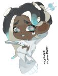  1girl a_a2001214 alternate_costume aqua_eyes aqua_hair black_hair breasts cephalopod_eyes cleavage commentary_request dark-skinned_female dark_skin dress folding_fan gloves gradient_hair hair_ornament hair_stick hand_fan highres holding holding_fan long_hair marina_(splatoon) mole mole_under_mouth multicolored_hair parted_lips simple_background solo splatoon_(series) splatoon_2 standing teeth tentacle_hair translation_request two-tone_hair white_background white_dress white_gloves 