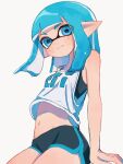  1girl black_shorts blue_eyes blue_hair blue_trim closed_mouth commentary_request dolphin_shorts inkling inkling_girl inkling_player_character kodak_painter long_hair looking_at_viewer navel pointy_ears print_shirt shirt shorts simple_background sitting sleeveless sleeveless_shirt smile solo splatoon_(series) splatoon_3 tentacle_hair white_background white_shirt 