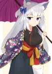  1girl absurdres animal_ear_fluff animal_ears black_hakama black_kimono blue_bow blue_eyes blush bow breasts brown_background closed_mouth commentary_request floral_print grey_hair hair_bow hakama hakama_skirt highres holding holding_umbrella japanese_clothes kimono long_hair long_sleeves medium_breasts multicolored_hair nyaha obi off_shoulder oil-paper_umbrella one_side_up open_clothes original purple_umbrella sash skirt smile solo streaked_hair tail umbrella very_long_hair white_hair wide_sleeves 