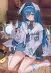  1girl absurdres ahoge baby_animal bird black_hat blue_dress blue_eyes blue_hair blush book chick commentary_request couch dress duet_night_abyss fina_(duet_night_abyss) fingerless_gloves gloves hair_intakes hairband hand_on_own_leg hat head_wings highres holding holding_quill indoors jacket korean_commentary leaf legs molyb on_ground pegasus quill sitting smile socks split_mouth thighs wariza white_jacket white_socks wings wooden_floor 