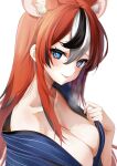  1girl adjusting_clothes alternate_costume animal_ear_fluff animal_ears black_hair black_streaks blue_eyes blue_kimono blush breasts bright_pupils cleavage commentary from_side hair_down hakos_baelz highres hololive hololive_english japanese_clothes kimono light_smile long_hair looking_at_viewer medium_breasts miyuno mouse_ears multicolored_hair off_shoulder red_hair sharp_teeth steam streaked_hair striped_clothes striped_kimono teeth untranslatable_commentary upper_teeth_only virtual_youtuber white_background white_hair 