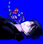  1boy adam's_apple black_hair blue_background blue_eyes closed_mouth commentary flower hair_between_eyes highres limited_palette lips looking_at_viewer lying male_focus original portrait red_flower shirt short_hair solo untranslatable_commentary white_flower xuanfu_daima_mao 