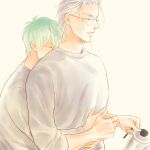  2boys closed_eyes glasses green_hair grey_hair grey_shirt highres holding_kettle hug hug_from_behind hypnosis_mic multiple_boys nurude_sasara shirt short_hair simple_background tsutsujimori_roshou upper_body white_background yaoi zattacafe 