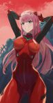  1girl arms_up ass_visible_through_thighs bangs blunt_bangs bodysuit breasts commentary darling_in_the_franxx gloves green_eyes grin hairband hairpods highres horns long_hair m.q_(mqkyrie) medium_breasts neon_genesis_evangelion oni_horns pilot_suit pink_hair plugsuit red_bodysuit red_gloves red_horns red_sky skin_tight sky smile solo souryuu_asuka_langley teeth white_hairband wide_hips zero_two_(darling_in_the_franxx) 