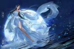  1girl absurdres anklet bare_legs bare_shoulders barefoot black_hair chahua_shi_fei_mo detached_sleeves dress facial_mark falling_petals forehead_mark hair_ornament highres horizon jewelry long_hair looking_to_the_side moon night outstretched_hand petals second-party_source solo sparkle wanmei_shijie water white_dress yue_chan_(wanmei_shijie) 