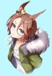  1girl animal_ears blue_background blue_eyes brown_hair closed_mouth coat cropped_torso fur-trimmed_coat fur_trim glint green_coat hair_between_eyes highres horse_ears jewelry kagami_(haret46) narita_taishin_(umamusume) necklace open_clothes open_coat shirt short_hair smile solo umamusume upper_body white_shirt 