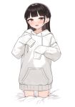  1girl :d absurdres bangs bed_sheet black_hair blush commentary_request drawstring highres hood hood_down hoodie kneeling long_hair long_sleeves looking_at_viewer original red_eyes simple_background sleeves_past_fingers sleeves_past_wrists smile solo sweat takenoko_no_you white_background white_hoodie 