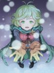  1girl antenna_hair bangs black_footwear blonde_hair boots breasts brown_gloves cape earrings gloves granblue_fantasy green_cape green_eyes highres jewelry long_sleeves looking_at_viewer medium_breasts open_hands open_mouth shoes short_hair snowing solo teena_(granblue_fantasy) tomamatto 