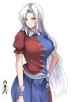  1girl absurdres blue_eyes breasts closed_mouth commentary forehead grey_hair hand_on_own_hip highres large_breasts long_hair looking_at_viewer puffy_short_sleeves puffy_sleeves short_sleeves signature simple_background solo split-color_clothes symbol-only_commentary touhou two-tone_shirt very_long_hair white_background yagokoro_eirin yagoro_kusuriya 