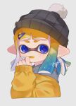  1girl bangs beanie blonde_hair blue_eyes blue_hair colored_tongue fang gradient_hair grey_hoodie hair_ornament hat highres hood hoodie inkling inkling_girl looking_to_the_side mikoshiba_m multicolored_hair open_mouth pointy_ears simple_background sleeves_past_wrists splatoon_(series) tentacle_hair upper_body white_background yellow_hoodie yellow_tongue 