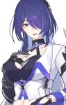  1girl acheron_(honkai:_star_rail) black_choker black_gloves blue_eyes breasts chain choker cleavage commentary_request gloves halterneck highres honkai:_star_rail honkai_(series) large_breasts long_hair looking_at_viewer midriff navel open_mouth purple_hair simple_background solo upper_body very_long_hair white_background yumegiwa_(skgl_thx) 