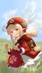  1girl absurdres backpack bag blonde_hair brown_gloves cabbie_hat clip_studio_paint_(medium) cloud cloudy_sky cowlick dodoco_(genshin_impact) dress e_ga_ku genshin_impact gloves grasslands hat hat_feather highres klee_(genshin_impact) long_sleeves looking_at_viewer mixed-language_commentary open_mouth pointy_ears red_dress red_headwear scarf sky smile solo upper_body 