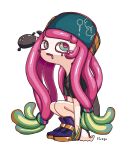  1girl arms_at_sides artist_name bangle bangs baseball_cap black_shirt blue_headwear blunt_bangs bracelet commentary drooling female_child fish flat_chest full_body green_eyes green_hair hair_tie harmony&#039;s_clownfish_(splatoon) harmony_(splatoon) hat highres jewelry legs_together long_hair looking_back looking_up mouth_drool multicolored_hair open_mouth pale_skin pink_hair pink_pupils purple_footwear shirt shoes shogo_(shogo70449442) short_sleeves sidelocks signature simple_background solo_focus splatoon_(series) splatoon_3 squatting twintails two-tone_hair very_long_hair white_background 