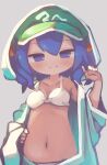  1girl absurdres bangs bikini blue_eyes blue_hair breasts chii_(tsumami_tsumamare) closed_mouth commentary grey_background hand_on_hip highres hood kawashiro_nitori looking_at_viewer medium_breasts navel short_hair simple_background smile solo swimsuit symbol-only_commentary touhou upper_body white_bikini 